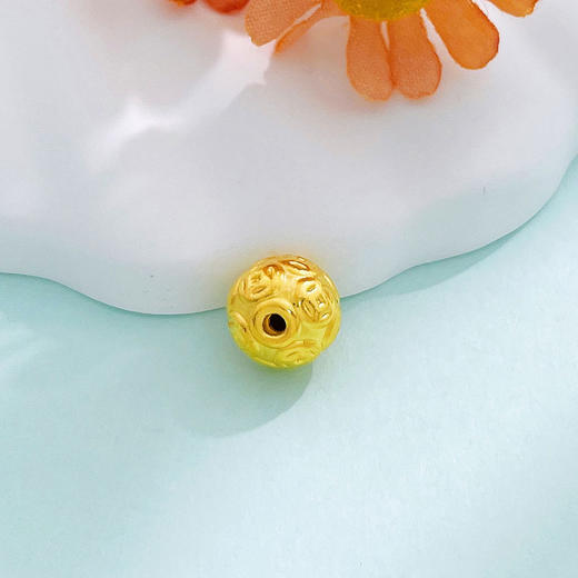 【限时7.5折】【定价黄金】足金 3D硬金空心财源广进铜钱图案转运金珠手串配件钱币珠Diy手串配件（珠约7.9-8.3mm）(AU3DSC00040-4)（预售产品下单后不退款不退货不换货不补差价） 商品图1