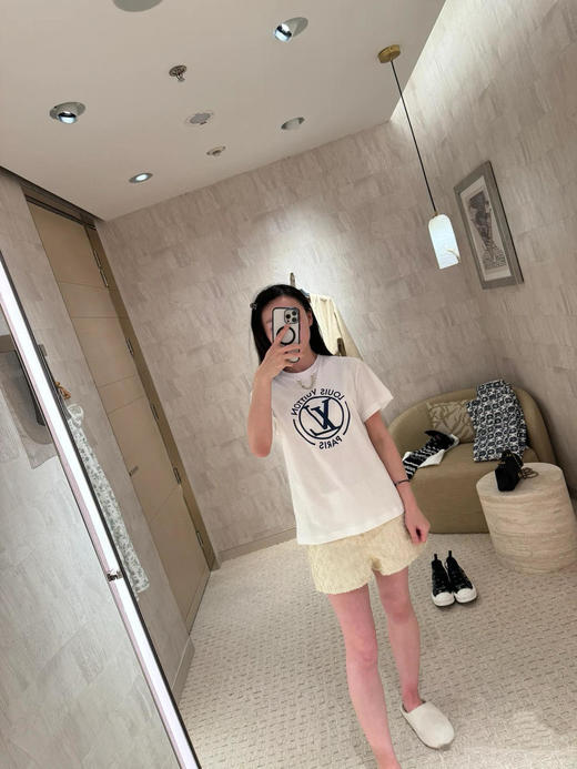 驴家LVFW24BythePool系列白色Logo字母印花圆领金属链条装饰套头短袖（TM） 商品图14