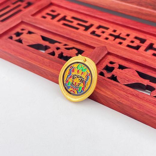 【限时7.5折】【定价黄金】足金 古法实心低温珐琅扎基拉姆如意圆牌手串挂件Diy手串配件(AMGFSC01342)预售产品下单后不退款不退货不换货不补差价 商品图1