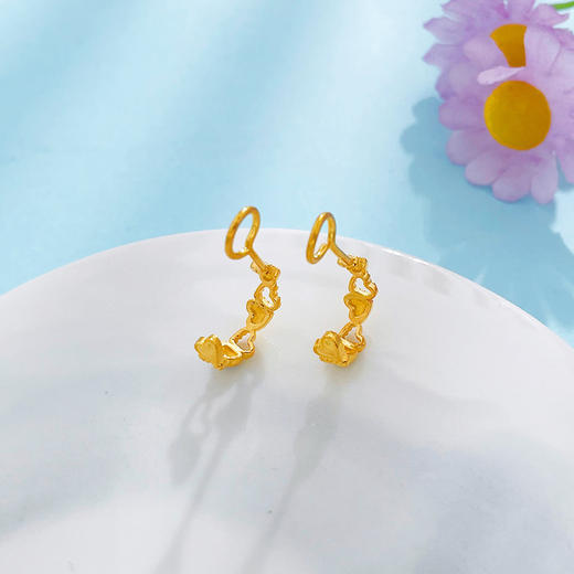 【限时克减150元】足金999.9 #怦然心动 【精品】镂空真爱永恒心连心爱心心形耳饰耳钉半月耳圈(AWWES00293)预售产品下单后不退款不退货不换货不补差价 商品图1