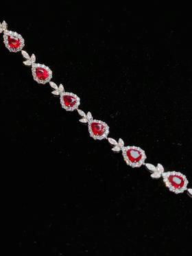 3.62ct刻面红宝石手链