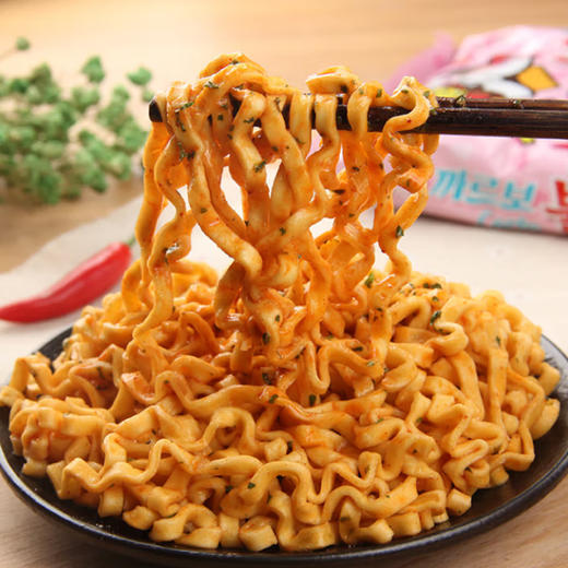 韩式甜辣炸鸡辣鸡肉味拌面【140g】 商品图1