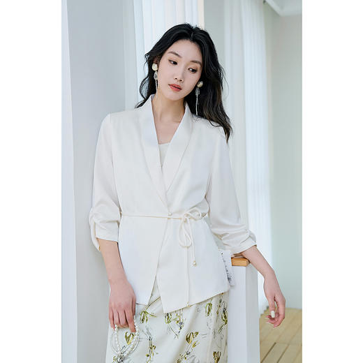NEELLY纳俪商场同款夏季新款宽松收腰设计感西装外套女气质上衣N25044W04551 商品图1