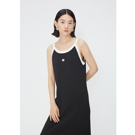 NEELLY纳俪商场同款夏季新款黑色吊带连衣裙女撞色简约气质长裙N25044Y04575 商品图1