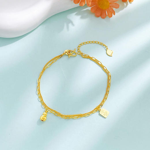 【限时克减150元】足金999 #CNC #葫芦 （足金999字印）5G黄金CNC猫眼葫芦平安小金条吊饰调节双层手链(AV5GSL00036)（预售产品下单后不退款不退货不换货不补差价） 商品图1