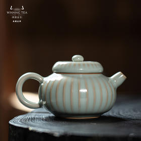 问鼎汝瓷复刻款天青心曲壶