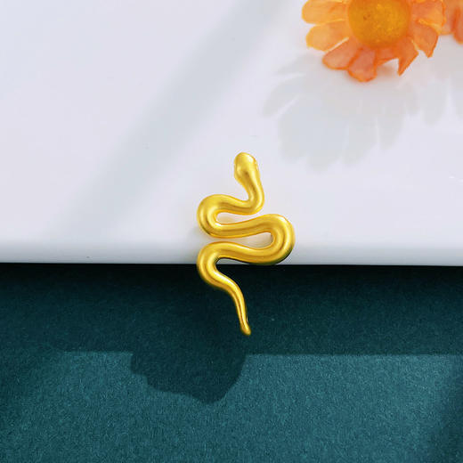 【限时7.5折】【定价黄金】足金 #生肖 #蛇年新品 无氰5D硬金空心金蛇献瑞灵蛇之舞灵蛇Diy配件手串编绳配件(AR5DSC00180)（预售产品下单后不退款不退货不换货不补差价） 商品图0