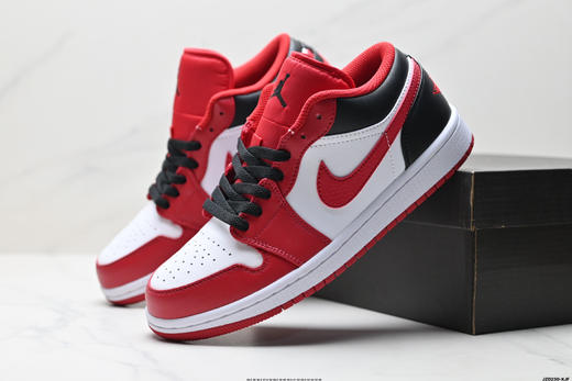 耐克乔丹Air Jordan 1 Low低帮休闲运动板鞋553558-163男女鞋 商品图7