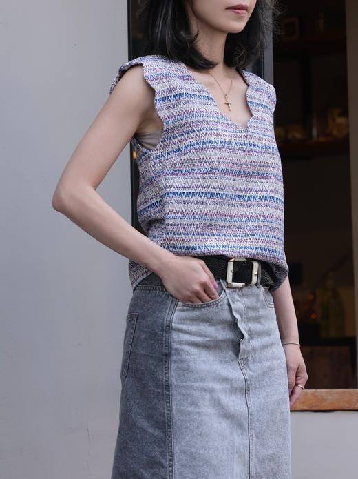 TYNVIE 经典V领背心-蓝色条纹 商品图2