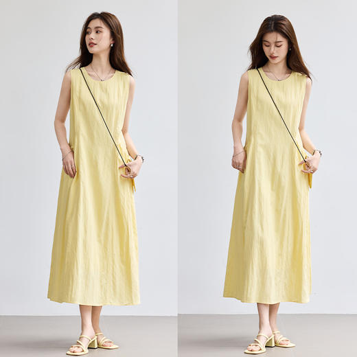 VICTORIA&VERA夏季“柠夏氧气”宽松无袖连衣裙+斜挎小包套装日皱肌理感度假两件套 商品图5