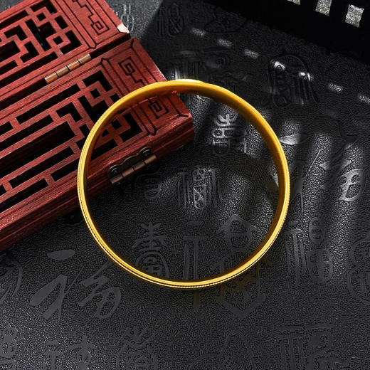 【限时克减150元】足金999.9 #超轻 超轻古法空心固口手镯素圈手镯（面宽约7.1-7.5mm，厚约2.9mm)(ANWGFSZ00714)（预售产品下单后不退款不退货不换货不补差价） 商品图1