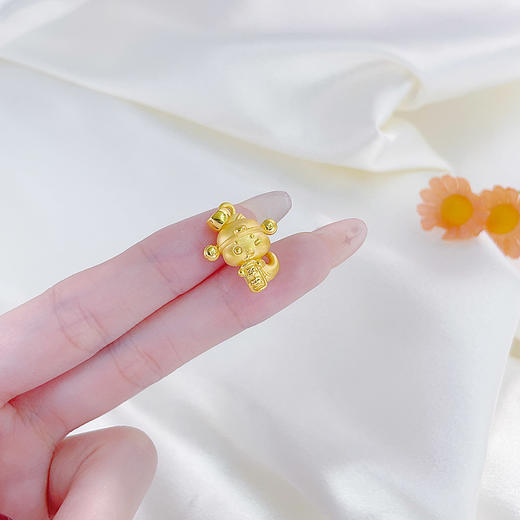 【限时7.5折】【定价黄金】足金 #平安 #生肖 #蛇年新品 【精品】3D硬金空心平安状元蛇宝宝吊坠(AR3DDZ00228)（预售产品下单后不退款不退货不换货不补差价） 商品图3