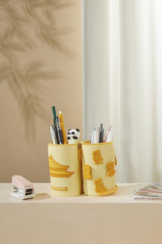 故宫文具脊兽多功能硅胶笔袋 商品图2