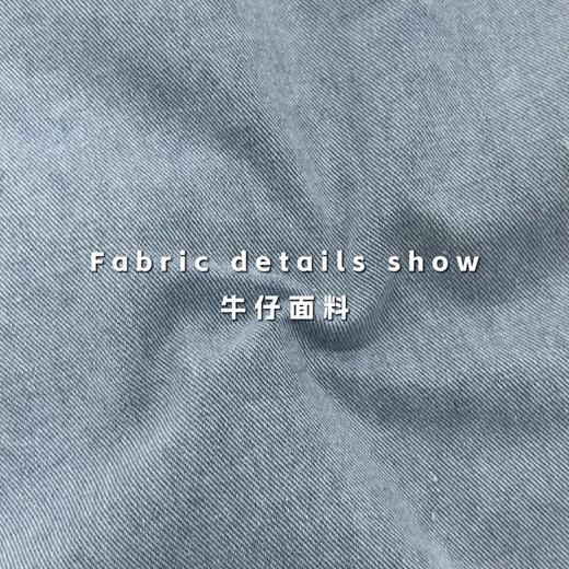 【夏季服饰丨吾家男女同款牛仔外套 】选用牛仔面料，舒适透气不沉闷，胸前立体口袋设计，方便实用，简约基础版型，穿搭方便自由，单穿叠穿都很好看，出门搭配任意裤子或者裙子都能很惊艳 商品图5