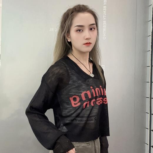 ZS V领镂空字母印花毛织上衣50109春季903021031035 商品图2