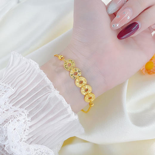 【限时克减150元】足金999.9 #CNC #碎碎冰 【精品】万足镂空碎碎冰五铜钱造型金币猫眼珠调节手链(AWWSL00204)（预售产品下单后不退款不退货不换货不补差价） 商品图0