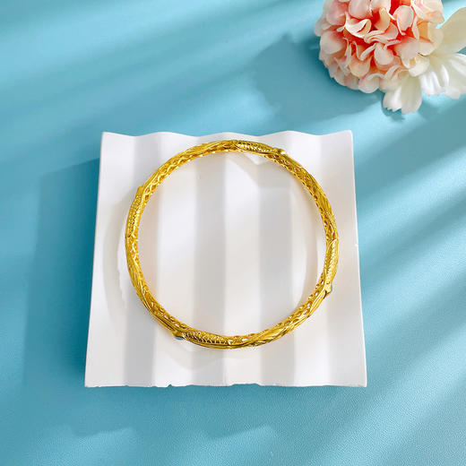 【限时克减150元】足金999 #宝石珐琅 古法镂空哪吒乾坤圈固口手镯（面宽约3.8-4.2mm）(AYGFSSZ00001)预售产品下单后不退款不退货不换货不补差价） 商品图3