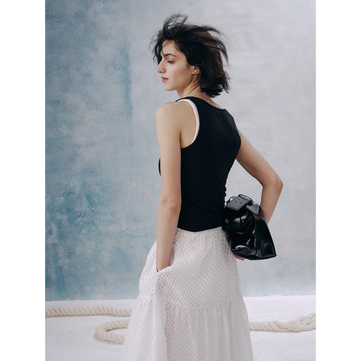 UMILAB【纳凉】亚麻氨纶混纺凉感透气 修身显瘦大U领背心K630W 商品图1