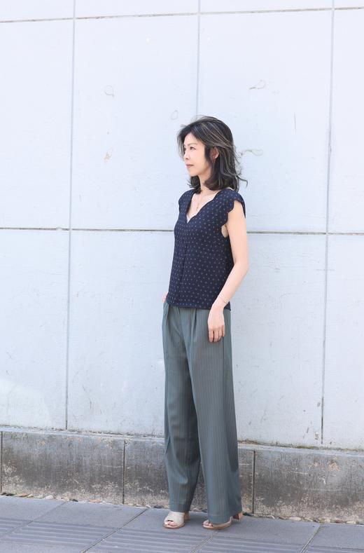 TYNVIE 经典V领背心-爱心花纹 商品图10