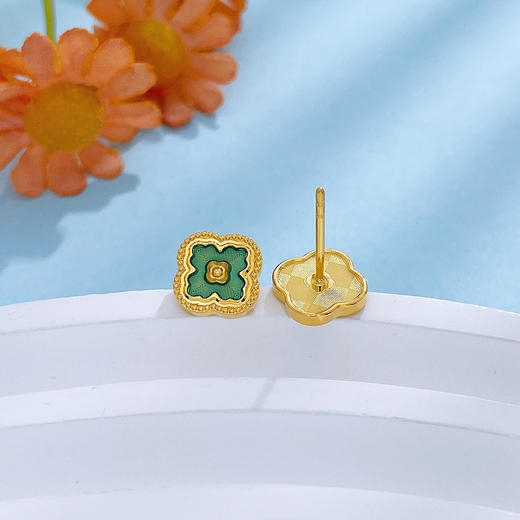 【限时克减150元】足金999 #低温珐琅 【精品】5G黄金实心春绿玑镂珐琅繁花花窗如意纹幸运草耳饰耳钉（配胶塞）(AU5GES00004)（预售产品下单后不退款不退货不换货不补差价 商品图2