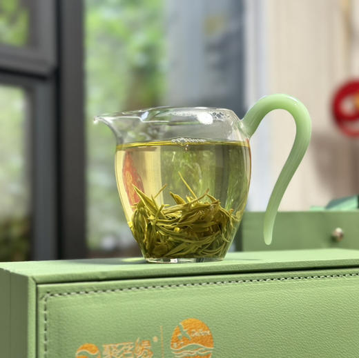 2025明前绿茶 ｜【头采好时节·江头贡茶】绿色/生态/天然/健康/好喝/明前/特级/云雾绿茶，规格：125g*2罐*1盒 商品图1