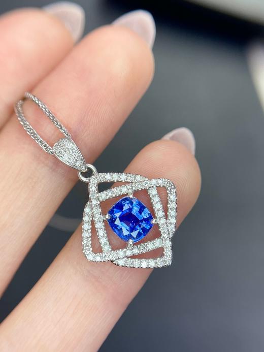 1.09ct刻面蓝宝石吊坠 商品图1