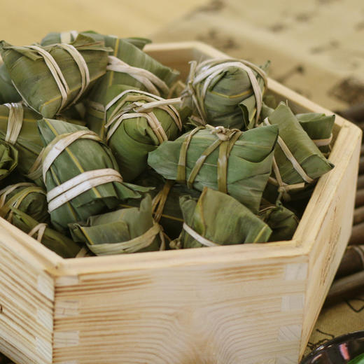 茂德公湛江特产金捞叶一口叉烧肉粽子早餐速食端午节礼袋480g*2包 商品图4