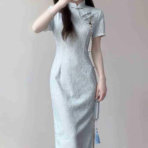 旗袍小个子2025春夏季新中式年轻款套装 高贵订婚改良旗袍 连衣裙子 商品图3