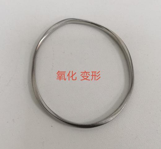 AB39841-A-X046AB0003601 周大福CHOW TAI FOOK 旋转线条个性925银手镯-AB39841 商品图4