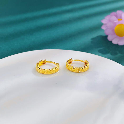 【限时克减128元】足金999 （足金999字印）5G黄金三面车花耳饰耳圈卡扣耳饰(5GES00912)（预售产品下单后不退款不退货不换货不补差价） 商品图0