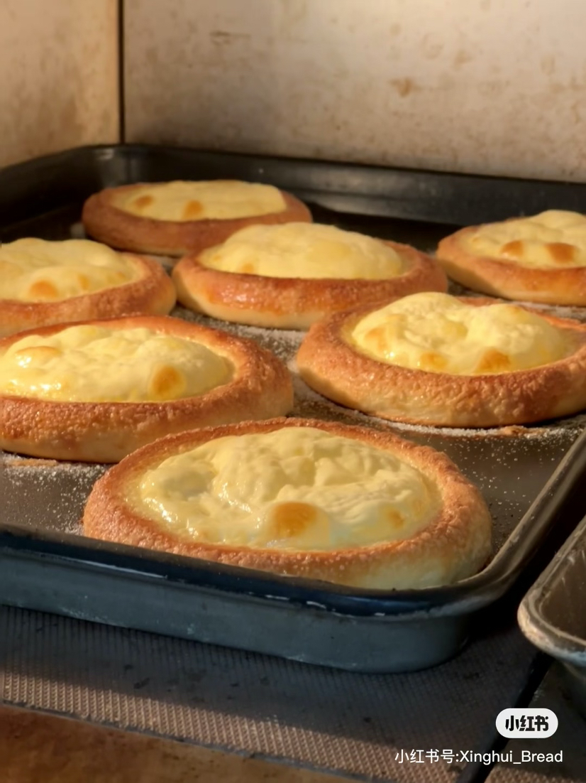 温柔的奶芙芙，口感细腻丝滑，奶酪入口即化