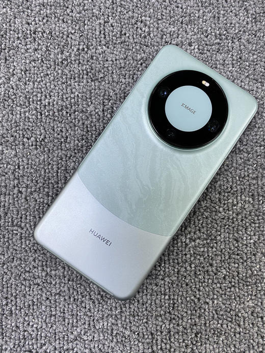 编号244924-华为Mate60Pro/12+512G/雅川青色，9.9新完美成色，原机电池效能99%，特价4399元！质检工程师已深度检测通过，店保180天，请放心购买！ 爽快下单送手机大礼包.. 商品图0