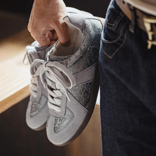 马登2025夏季新款德训鞋男士腰果花小众设计感板鞋丝绸休闲潮鞋子 商品图4