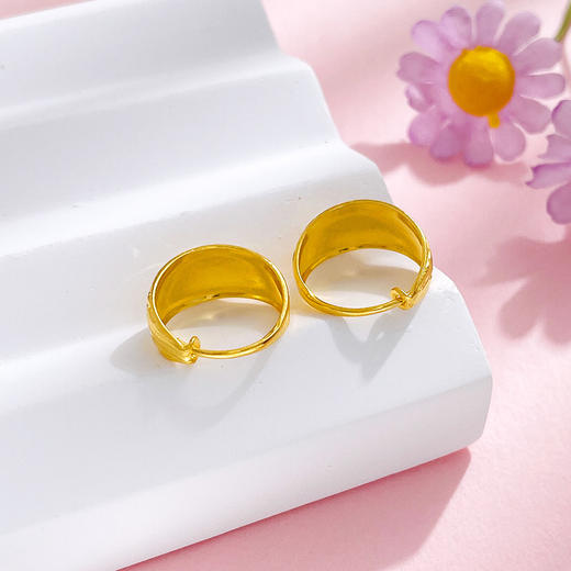 【限时克减150元】足金999.9 车花蛇肚耳饰耳圈耳包(ES00642)（预售产品下单后不退款不退货不换货不补差价（预售产品下单后不退款不退货不换货不补差价 商品图1