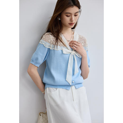 VICTORIA&VERA春季“塞纳雾蓝”蕾丝绑带冰丝针织短袖V领镂空肩线法式通勤慵懒上衣 商品图5