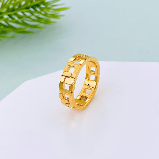 【限时克减150元】足金 无氰5D硬金固口戒指镂空几何环连环圈戒回纹戒指(AU5DJZ00036)预售产品下单后不退款不退货不换货不补差价 商品图0