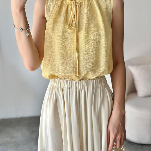 洛诗琳41841气质无袖真丝衬衫2025夏季木耳边绑带真丝上衣2988 商品图1