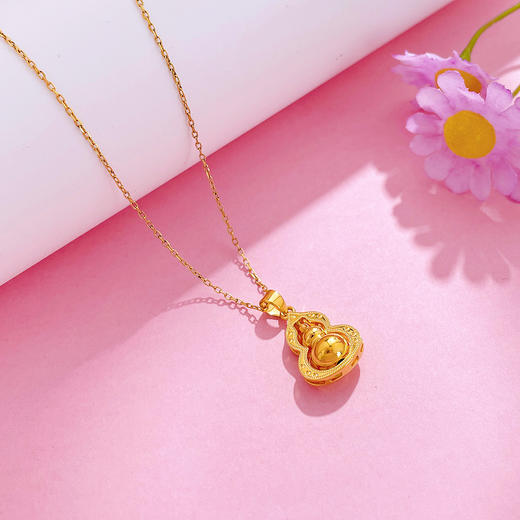 【限时克减128元】足金999 #时来运转 (足金999字印)5G黄金光面可转动福禄葫芦吊坠（不含链）(5GDZ00497)（预售产品下单后不退款不退货不换货不补差价） 商品图1