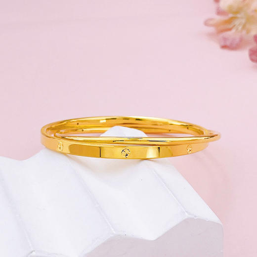 【限时克减150元】足金 【精品】3D硬金空心固口螺丝纹双环手镯米字纹手镯(AR3DSZ00022)（预售产品下单后不退款不退货不换货不补差价）（预售产品下单后不退款不退货不换货不补差价） 商品图0