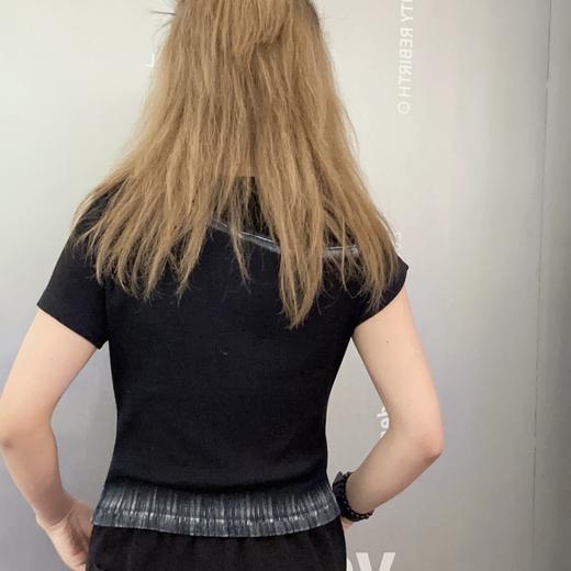 MZ斜露肩刷漆蝴蝶图案短袖T恤（黑）夏季 252140050321 商品图1