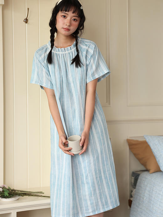 （小眠专属）KEMU棉纱花苞睡裙 | 花苞领设计，褶皱立体蓬松，修饰脖颈线条，慵懒不失精致 商品图2