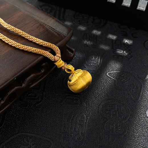 【限时克减150元】足金999 古法空心挂绳国潮传承冰丝金丝绒金柿子吊坠（含配件）(AUQGFDZ00145)（预售产品下单后不退款不退货不换货不补差价） 商品图2