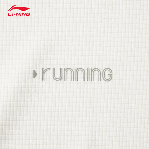 李宁专业跑步系列女子反光速干透气短袖T恤ATSV098 商品图3