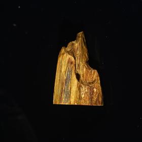 BC.BT4.15-8  绿棋沉水(原料) ，12.09g