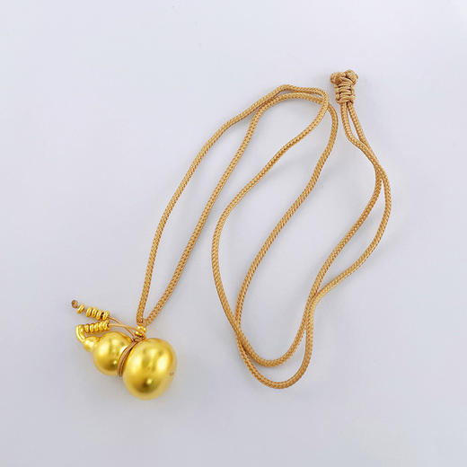 【限时克减150元】足金999.9 #非凡福佑 #小红书 #葫芦 古法空心挂绳吊坠国潮古风算盘金珠流苏福禄双至招财葫芦新年贺岁吊坠(AEWGFDZ00073-1) 商品图3