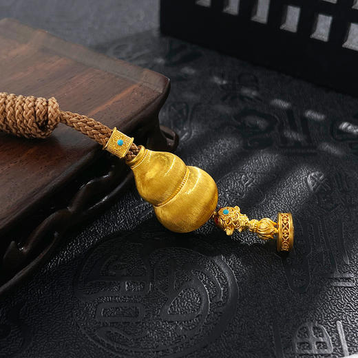 【限时克减150元】足金999 #宝石珐琅 #葫芦 #招财纳福 古法空心挂绳国潮年年有余锦鲤莲花抽拉冰丝金丝绒金葫芦吊坠（含配件 ）(AUQGFDZ00141) 商品图1