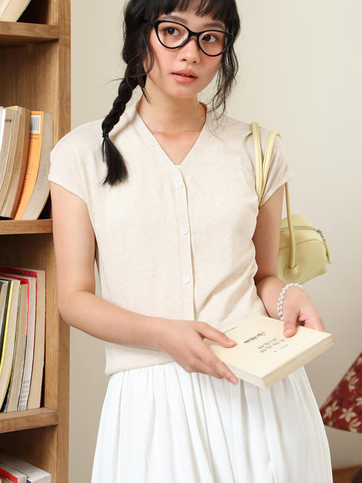 【KEMU】法国亚麻×奥地利天丝 V领纽扣T恤  | 穿上“会呼吸”的慵懒，连风都追着跑的清凉感！ 商品图3