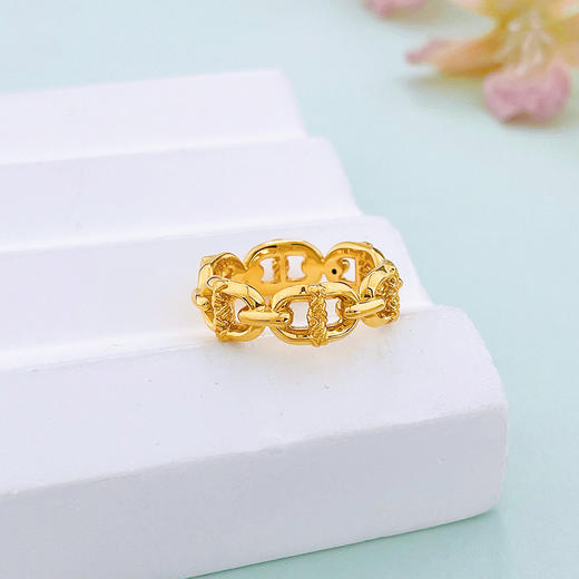 【限时克减150元】足金 #锤纹 无氰5D硬金固口戒指镂空绕线锤纹猪鼻子圈戒(AU5DJZ00027)（预售产品下单后不退款不退货不换货不补差价 商品图1