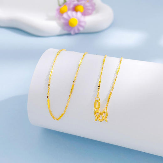 【限时克减150元】足金999 5G黄金实心葫芦间闪十字间款不可调节项链（面宽约1.3-1.7mm）(BJ5GXL00041)（预售产品下单后不退款不退货不换货不补差价） 商品图0