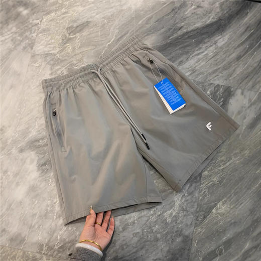 走波兰整单！2025户外轻薄透气夏季男士运动休闲五分速干休闲短裤！ 商品图4